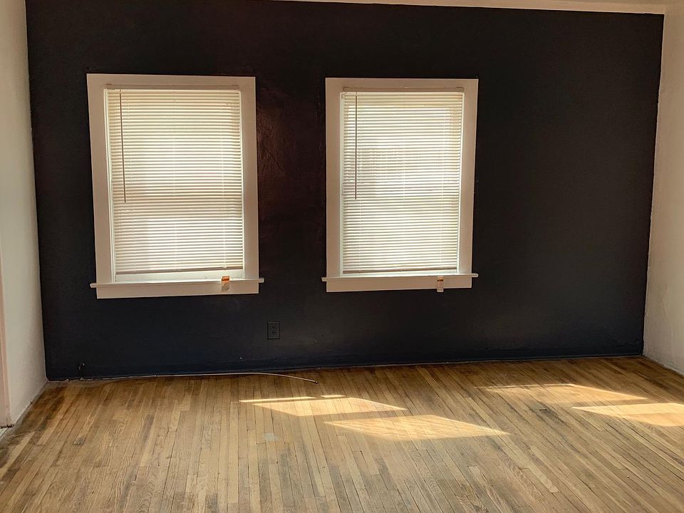 1st image of 1229 E 4th St APT 5