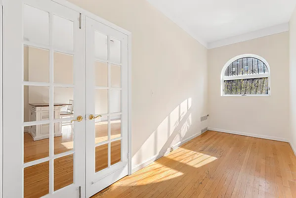 Rented by Corcoran | media 2