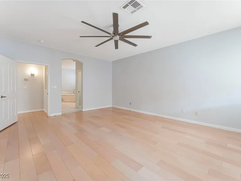 2267 Alanhurst Dr — Photo 26