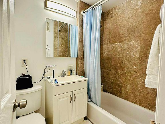 2nd image of 305 E 95th St APT 4H
