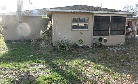 2nd image of 1605 Meadowbrook St