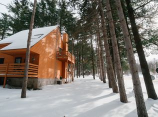 E9108 Holly Cir, Wisconsin Dells, WI 53965