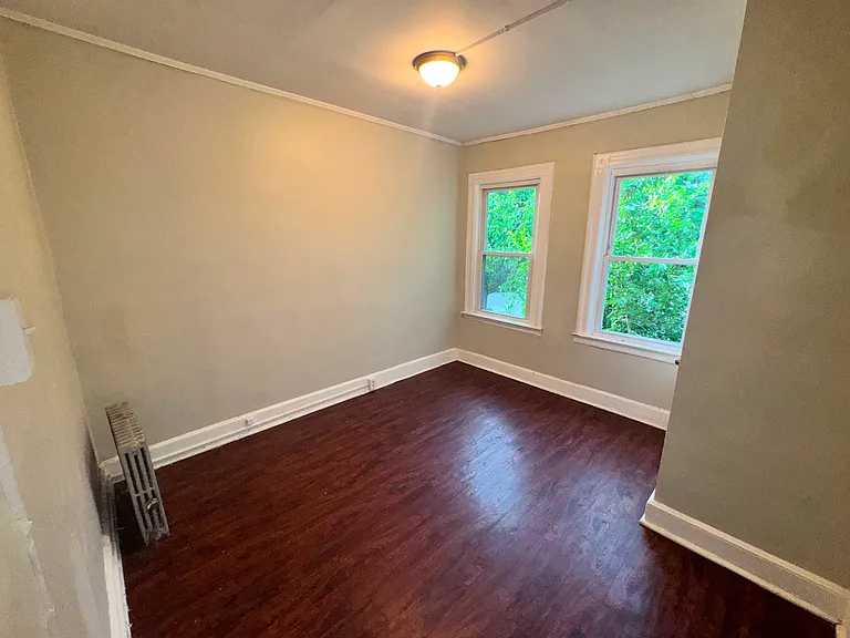 76 Eaton Pl #2F — Photo 5