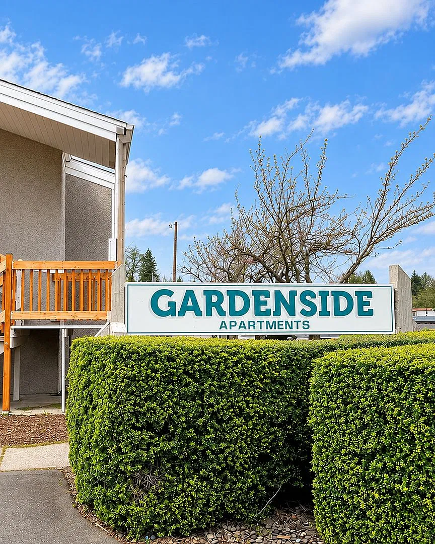 P117 - Gardenside Apartments — Photo 3