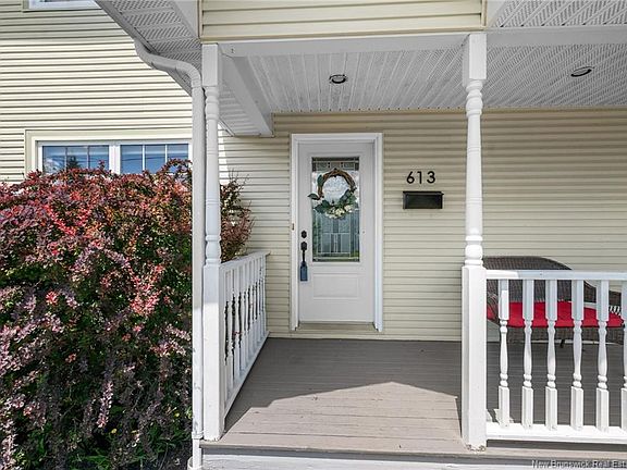 3rd image of 613 Clarence Cormier St