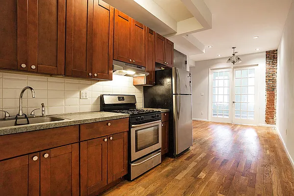 Rented by Brooklyn Group | media 11