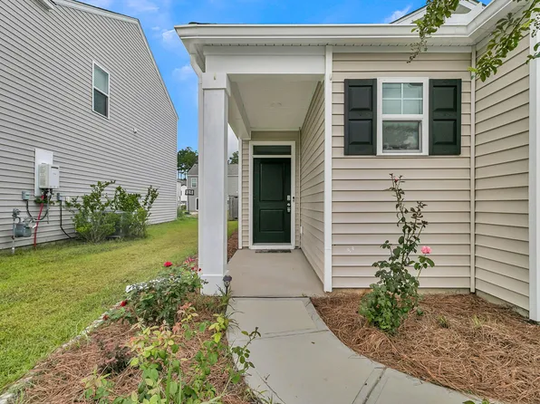 414 Eastern Pine Dr, Summerville, SC 29486