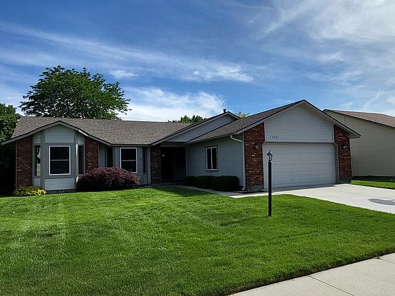 2nd image of 12065 W Flintlock Dr