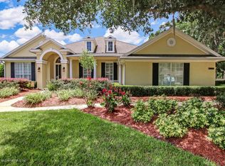 13766 Saxon Lake Dr, Jacksonville, FL 32225