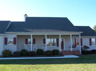 3704 Farmville Rd, Farmville, VA 23901