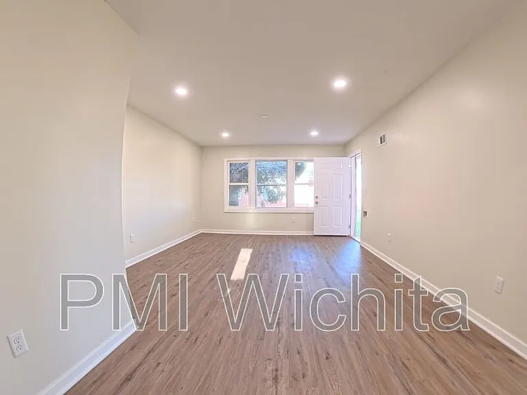 6165 E Boston St — Photo 4