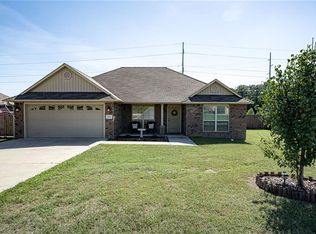 1000 Shanna Dr, Van Buren, AR 72956
