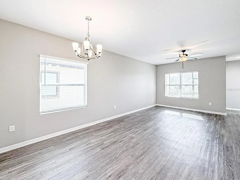 3376 Cup Dr — Photo 8