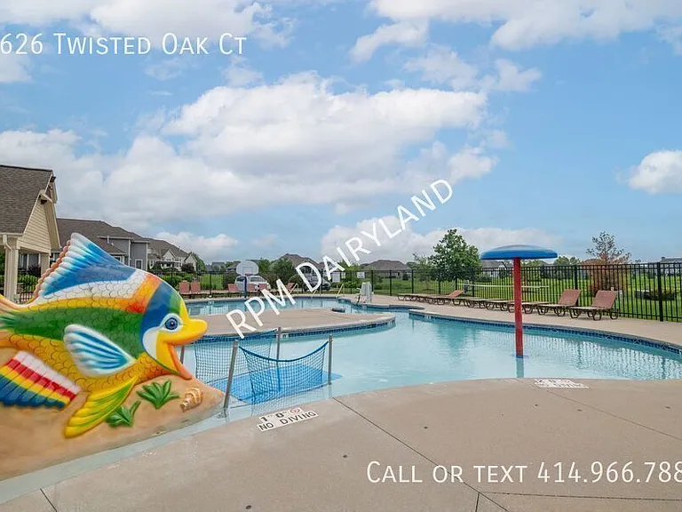 1626 Twisted Oak Ct — Photo 48