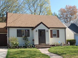 131 Stewart St, Maywood, NJ 07607