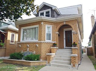 2931 N Neenah Ave, Chicago, IL 60634