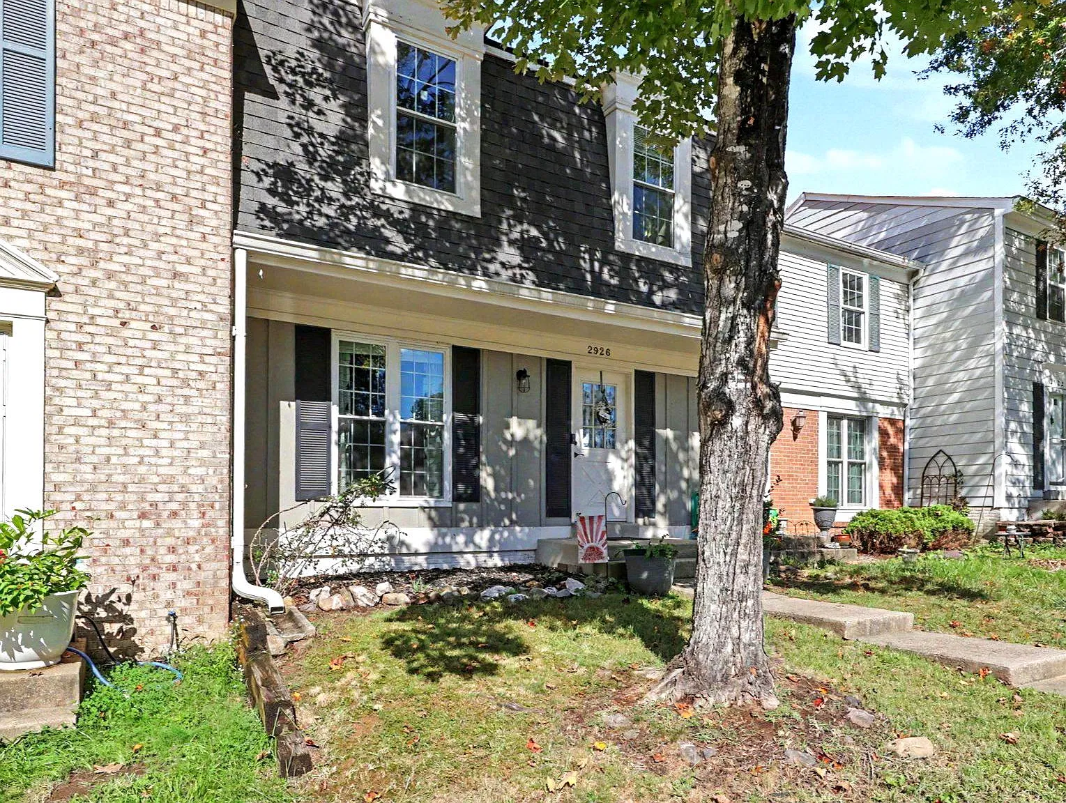 4 bed, 2.5 bath, 1708 sqft, $2,645 — Photo 3