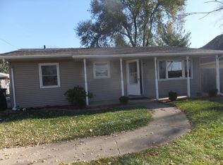 8208 N Knoxville Ave, Peoria, IL 61615