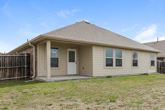 233 Thoroughbred St — Photo 16