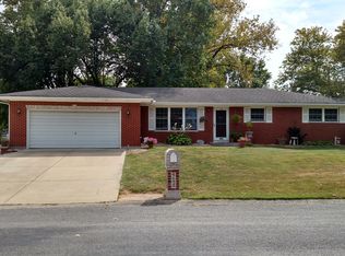 104 Lexington Dr, Collinsville, IL