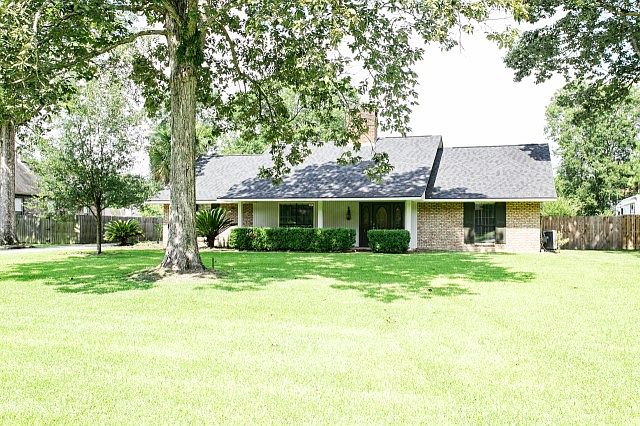 1st image of 10635 White Pine Dr