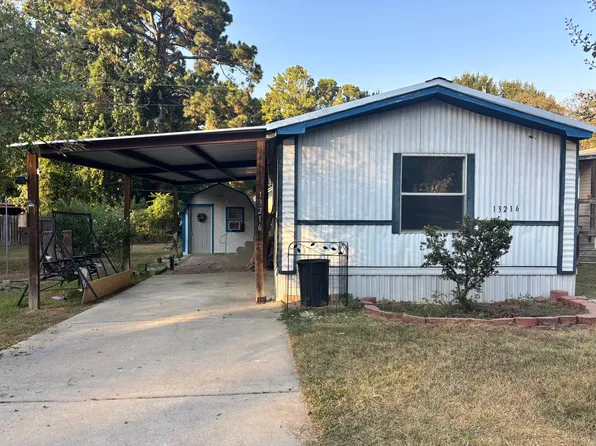 13216 Captain Cir, Willis, TX 77318
