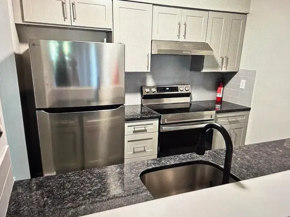1217 Aspen Dr, Plainsboro, NJ 08536