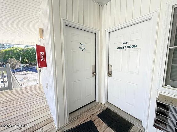 3rd image of 155 Royal Poste Rd #3011