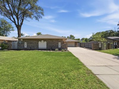 8401 E Lincoln St, Wichita, KS, 67207