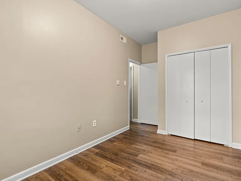 426 W Washington St #A — Photo 12