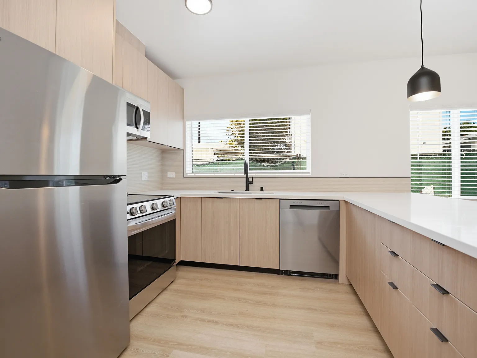 1 bed, 517 sqft, $2,295 — Photo 3