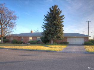 912 E Hemlock St, Othello, WA 99344
