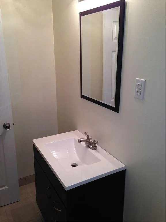 Taylor Pl NW, Renton — Photo 1