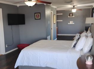 513 55th Ave #B, Saint Petersburg, FL 33706