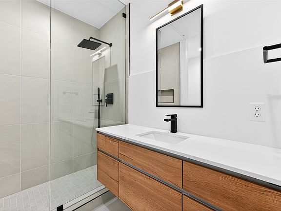 4th image of 1111 Raiford Rd #108