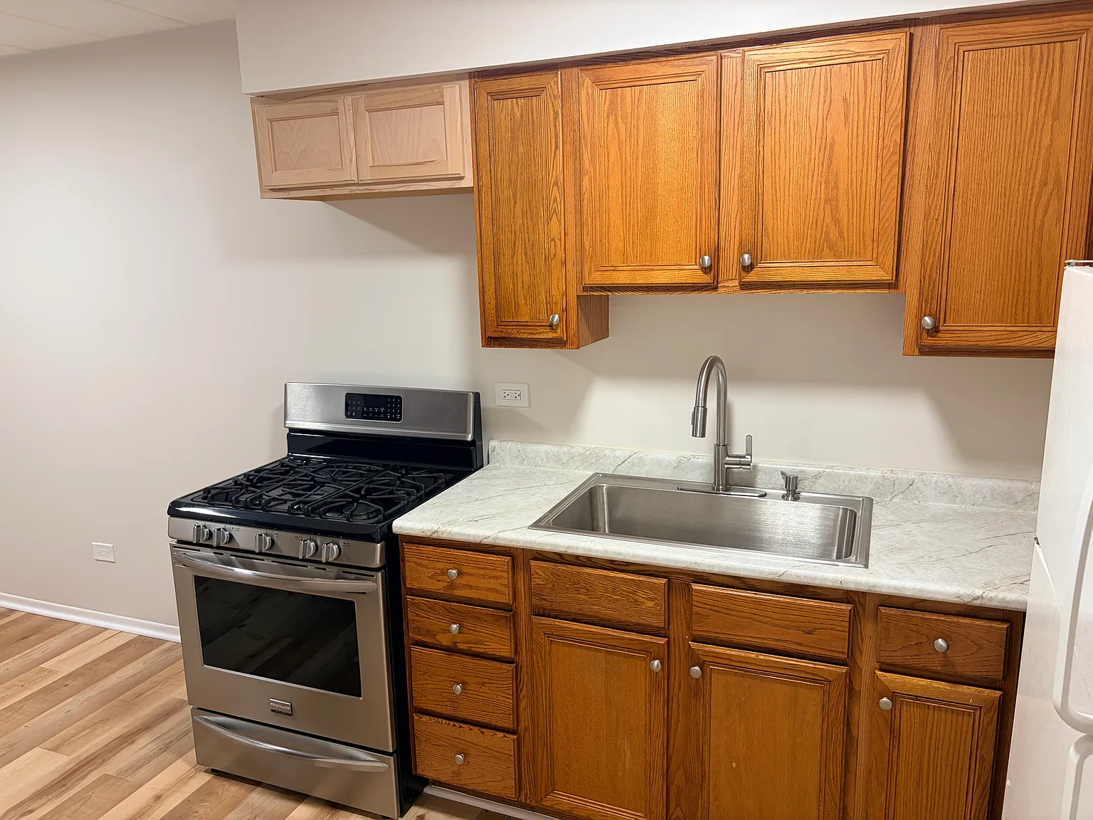 1 bed, $1,380 — Photo 3
