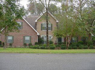 4636 Scarlet Dr E, Crestview, FL 32539