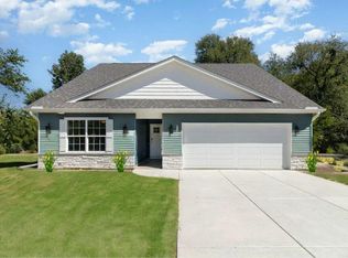 407 Belvoir St, Hamlet, IN 46532