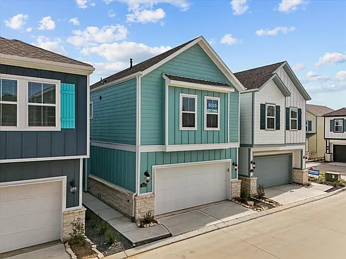 594 Avisa Dr Photo 1