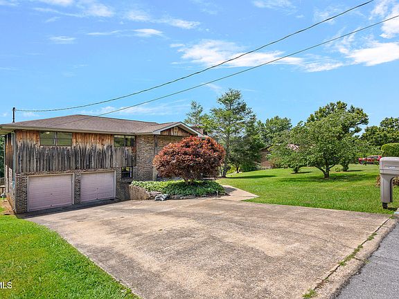 4th image of 1409 Upland Ave