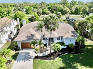 4717 E Trails Dr, Sarasota, FL 34232