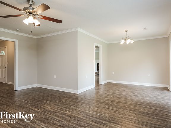 5th image of 304 Pembrook St