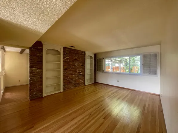 6620 Willowbrae Way, Sacramento, CA 95831