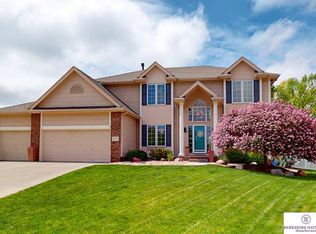 6512 N 159th Avenue Cir, Omaha, NE 68116
