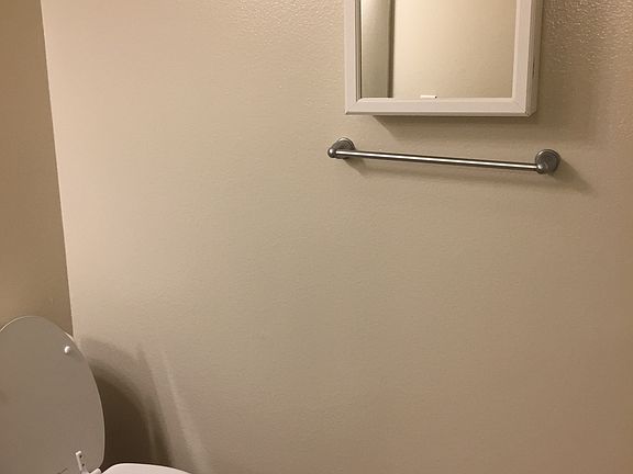 5th image of 840 Arcadia Ave APT 1