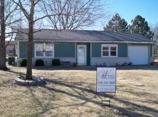 613 Landon Dr, Independence, KS 67301