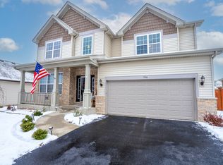 736 N Sunrise Dr, Romeoville, IL 60446