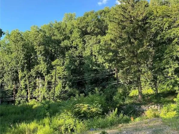 2640 S 4th St, Allentown, PA 18103