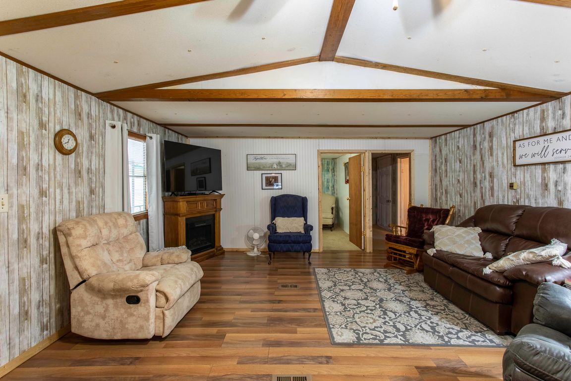 next background image