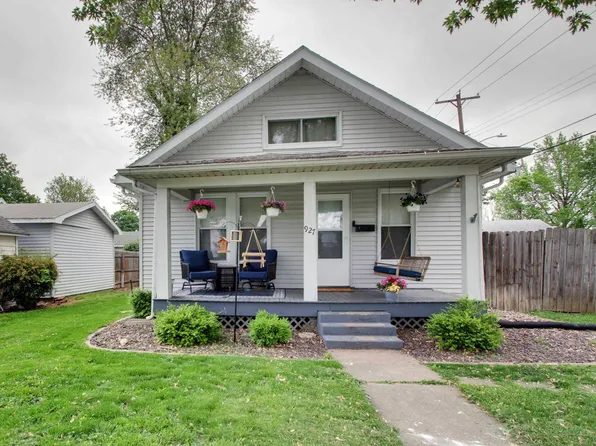927 S 22nd St, Quincy, IL 62301